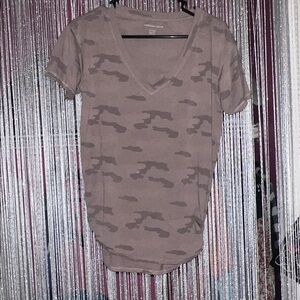 American Eagle Outfitters Brown Camo Short Sleeve Tee